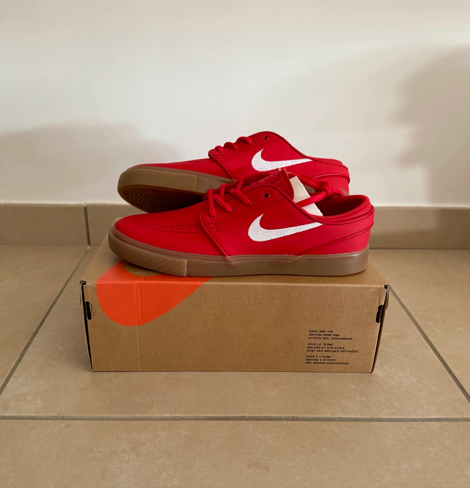 Baskets Chaussures Nike SB Zoom Janoski OG+ ISO rouge authentiques pointure 39 